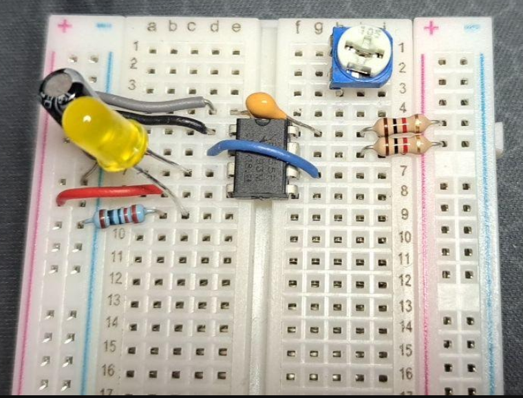 Creating a A-Stable 555 Timer Circuit using the NE555 Precision Timer