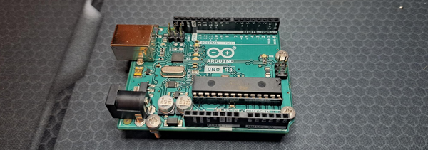 Arduino Uno R3 & First Project